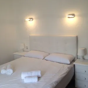 https://hostal-tbaida.allmallorcahotels.com